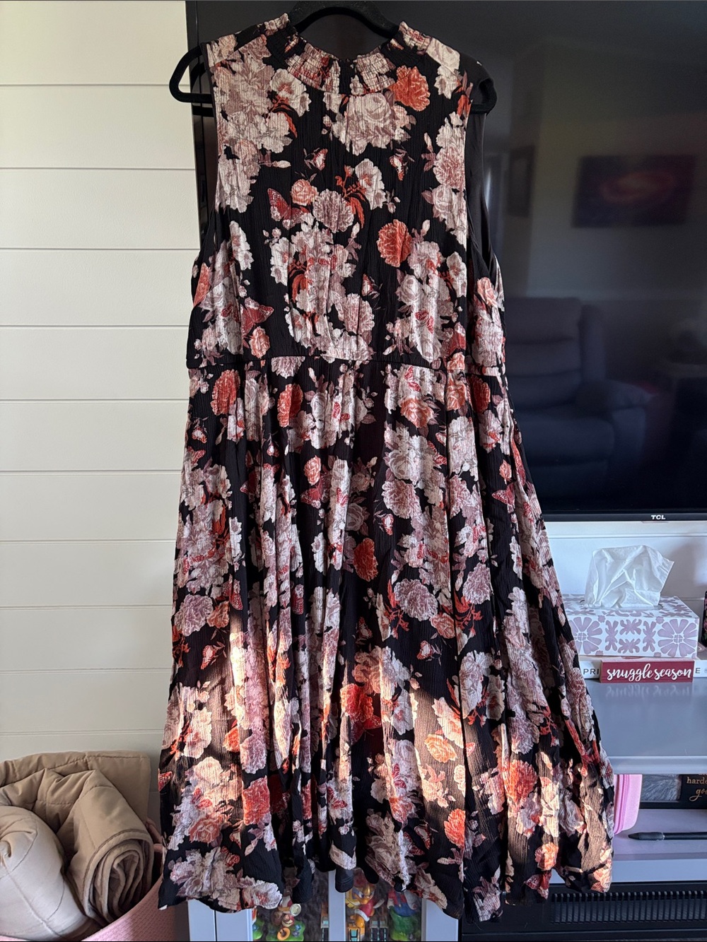 Torrid Midi Gauze Mock Neck Floral Sleeveless Dress in Black and Coral - Picture 6 of 9